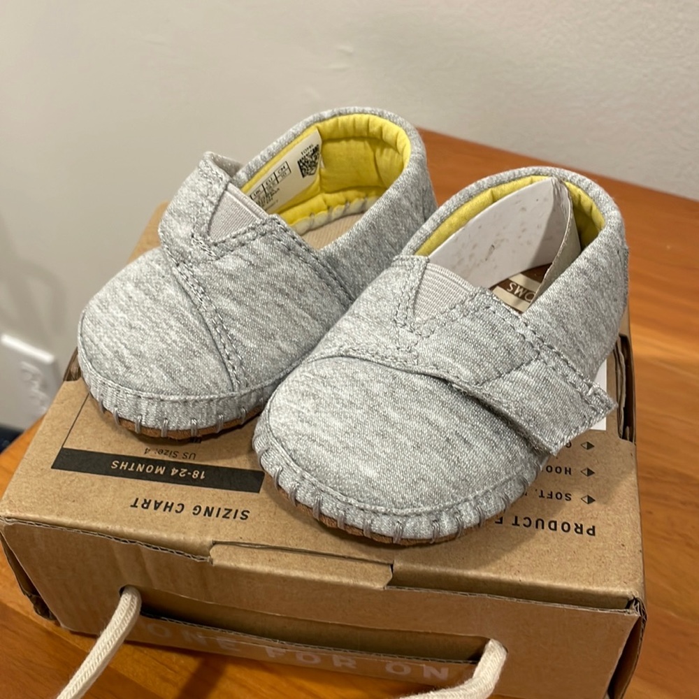 Toms Crib Alpargata Size T3